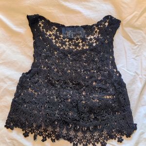 Reformation black lace crop top XS/S